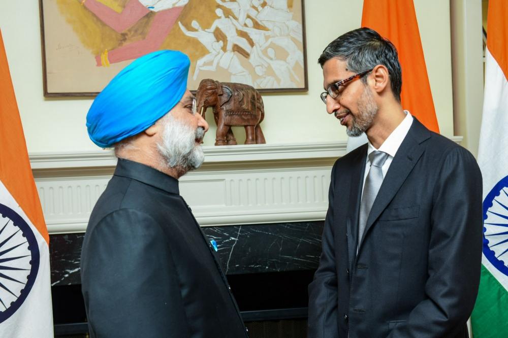 The Weekend Leader - 'I carry India wherever I go,' reiterates Google CEO Sundar Pichai